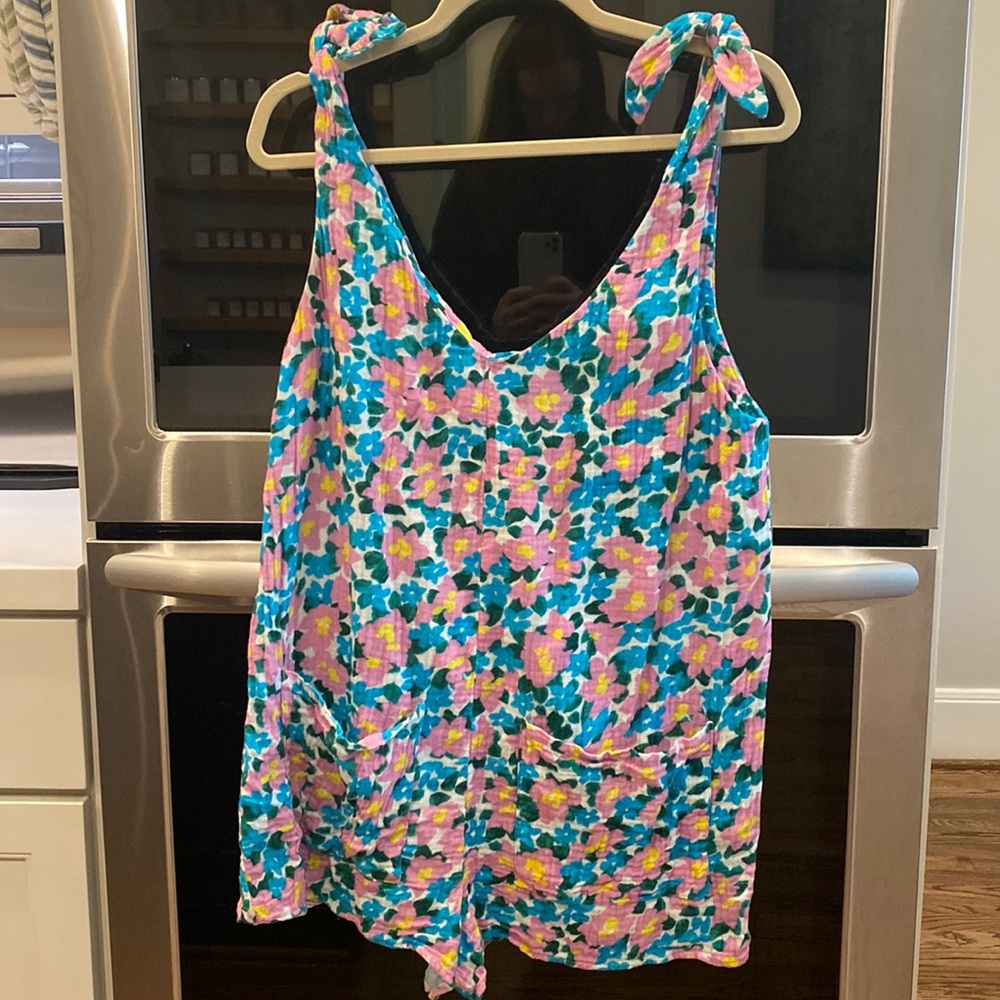Show Me Your MuMu flower romper, size medium